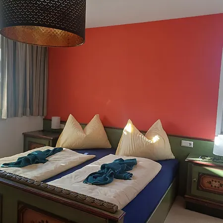 Privatzimmervermietung Wiederkehr 3*